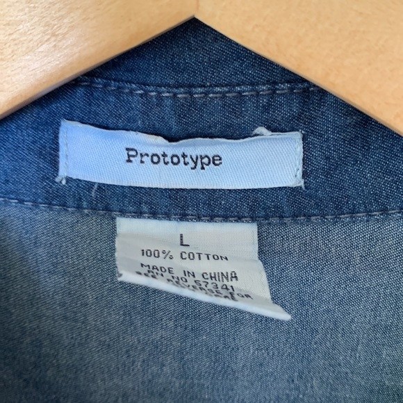 Prototype button down - Picture 3 of 7